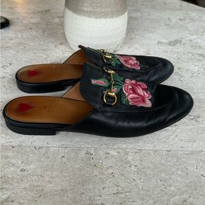 Gucci Black Floral Embroidered Mules